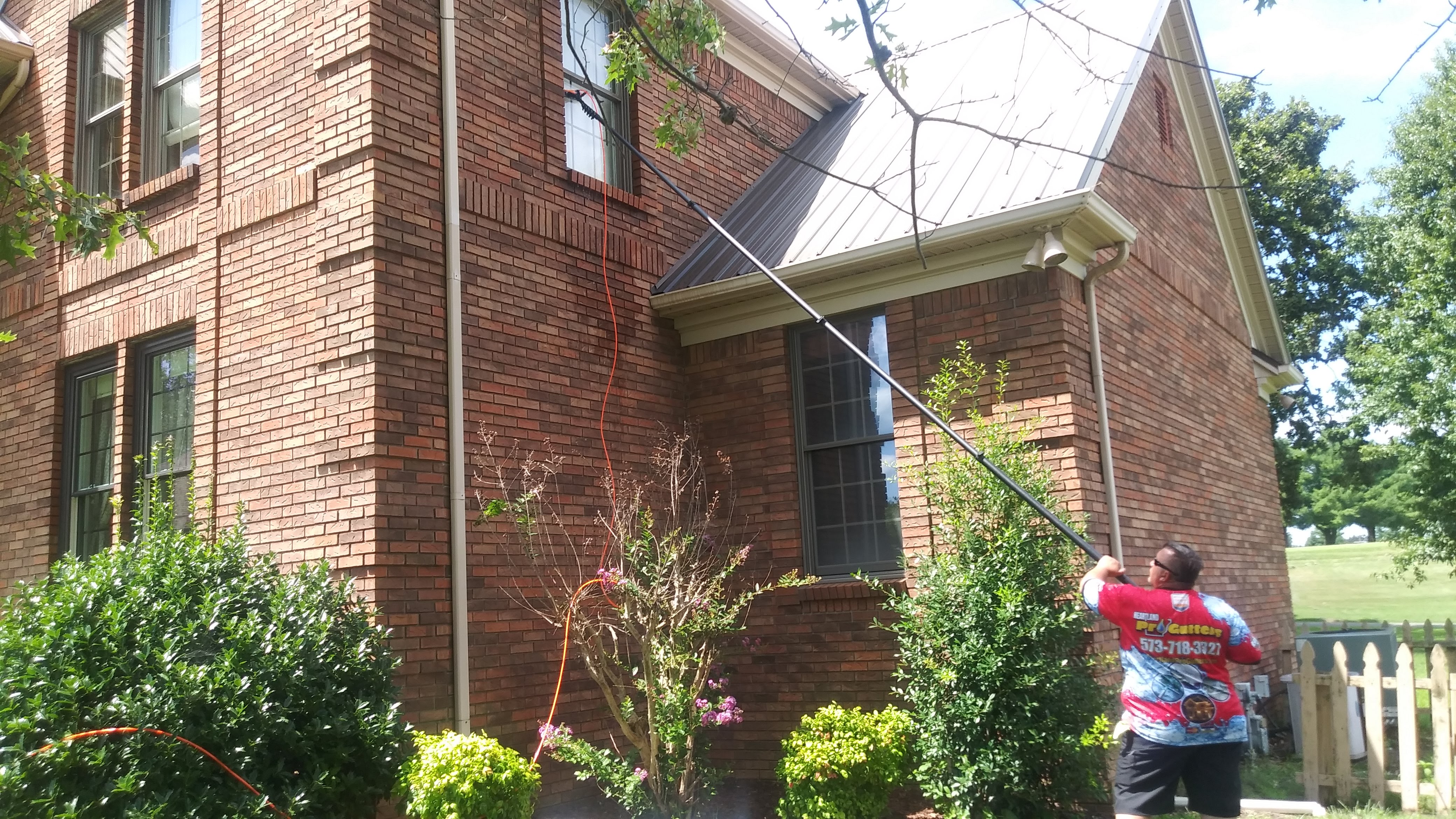 Window Washing in Western Kentucky Window Washing in Western Kentucky